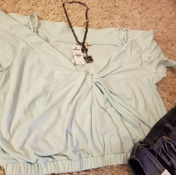 EXPRESS Off Shoulder Mint Cropped Top - Picture 3 of 4